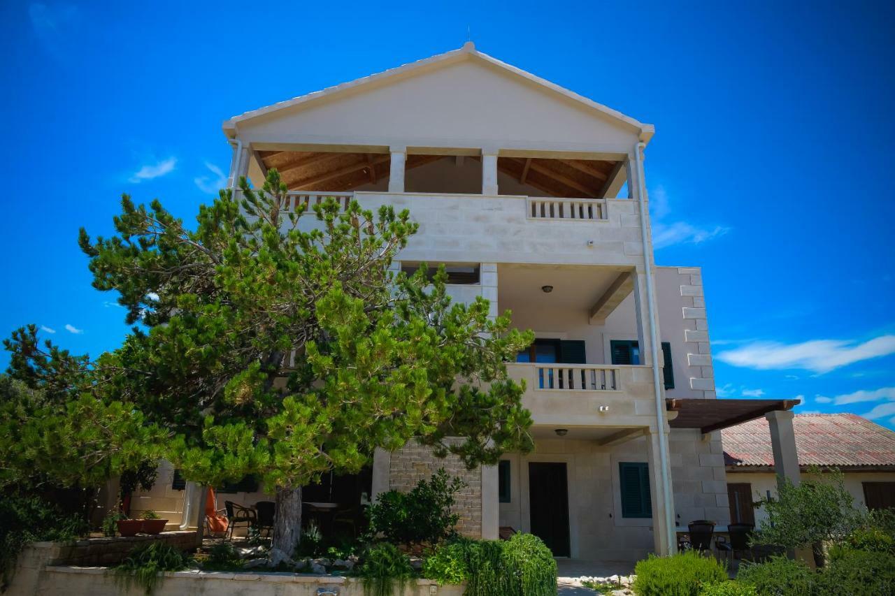 Apartment Markioli Povlja  Exterior photo
